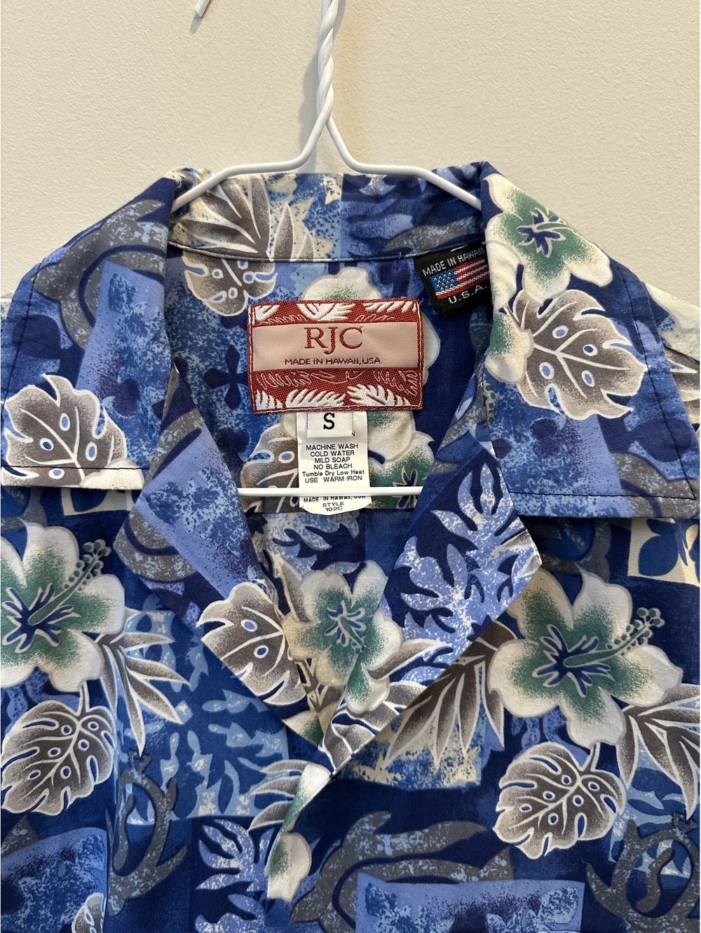RJC ROBERT J. CLANCEY SIZE SMALL ALOHA HAWAII SHIRT HAWAIIAN - Picture 2 of 3